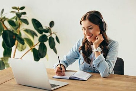 Mit der ADG online lernen Mit der ADG online lernen